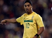 PG SOFT游戏-法网横扫后的戴维斯杯狂想曲，梅德韦杰夫如何点燃赛场与时代