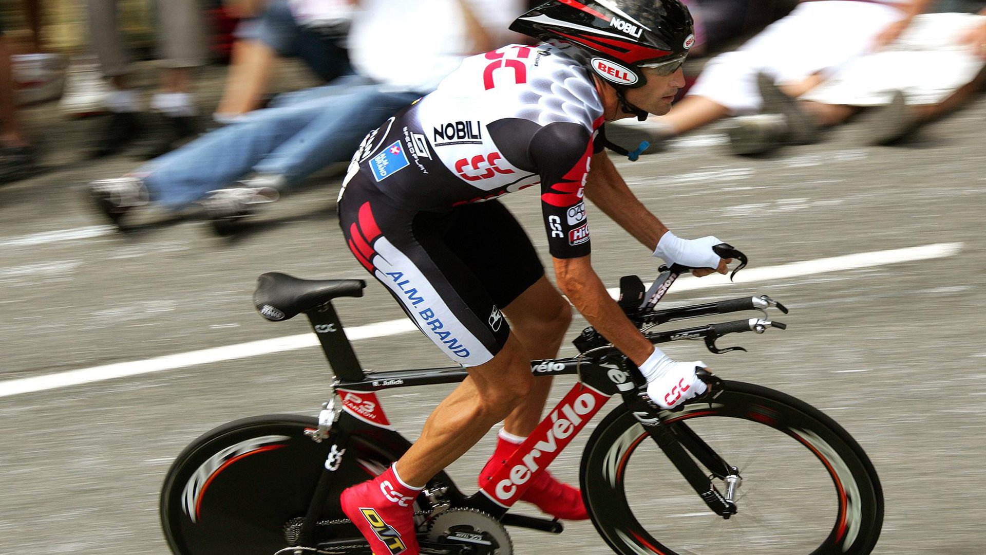 奥运周期关键战焦点战，黄蜂巅峰对决胜出火箭